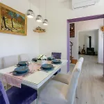 House Tinac