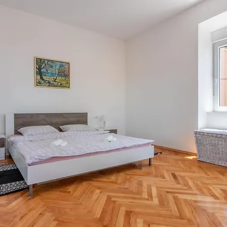Ferienhaus House Tinac *